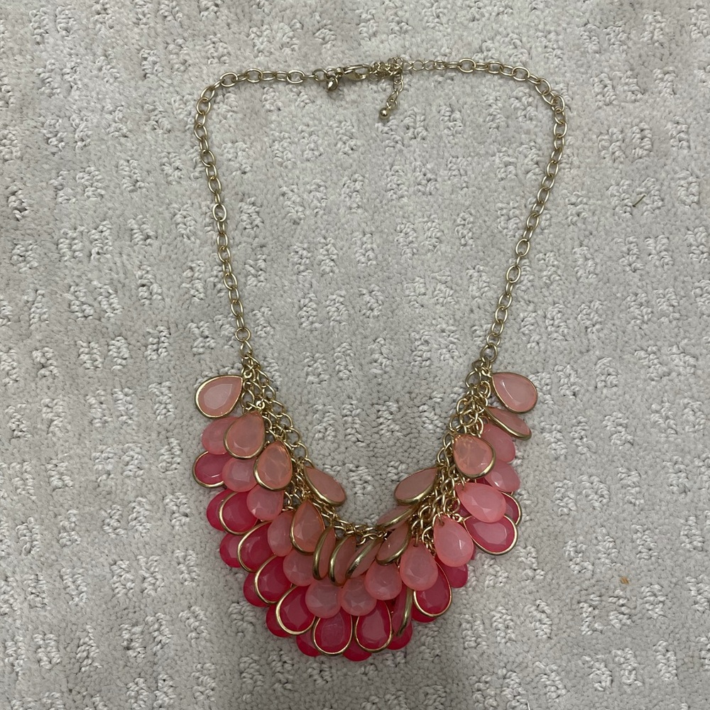 Multi pink necklace